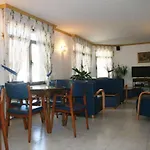 מלון La Noyesa *** Superior 3*