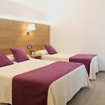 מלון La Noyesa *** Superior 3*