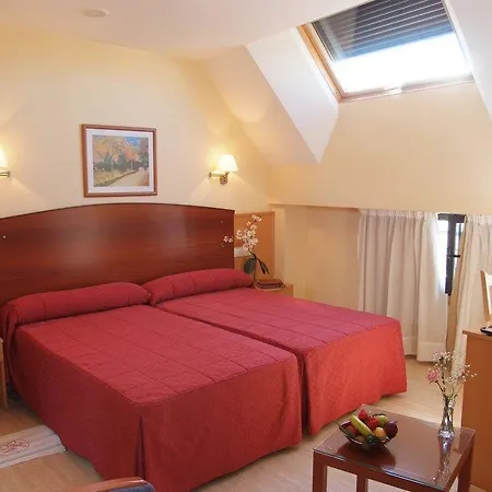 Hotel La Noyesa *** Superior 3*