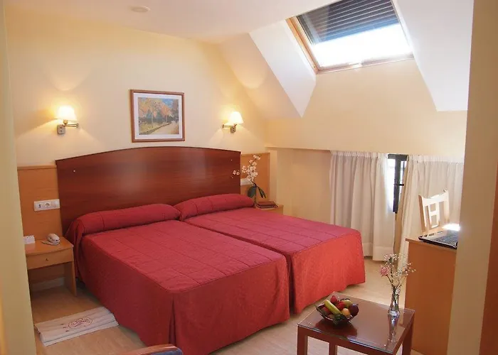 Ξενοδοχείο La Noyesa *** Superior 3*