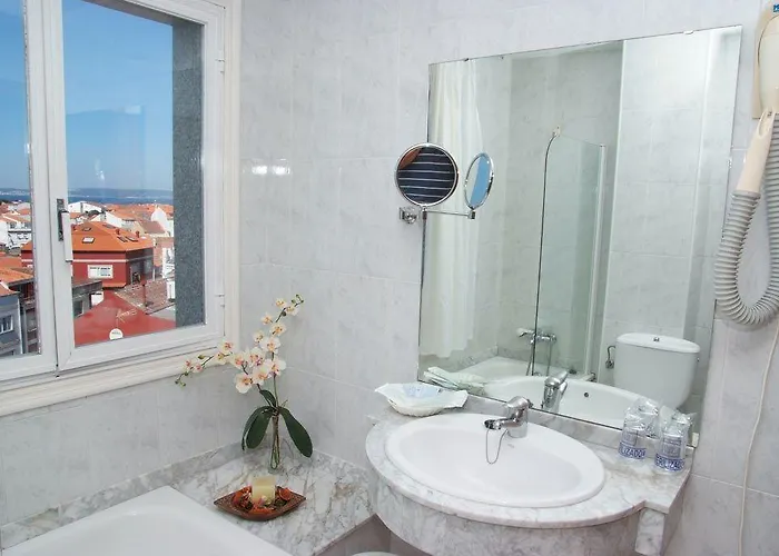 Ξενοδοχείο La Noyesa *** Superior