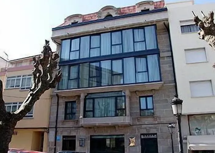 La Noyesa *** Superior 3*