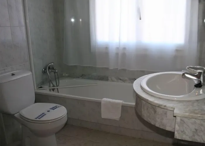 La Noyesa *** Superior O Grove