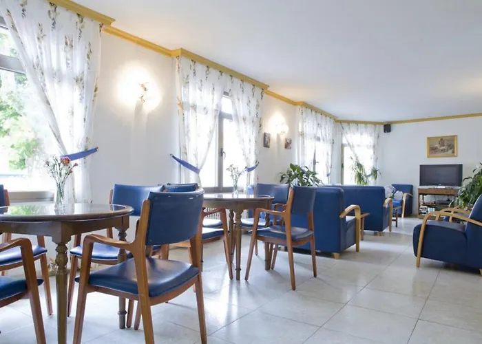 La Noyesa *** Superior O Grove