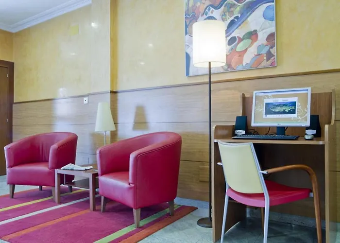 Ξενοδοχείο La Noyesa *** Superior 3*